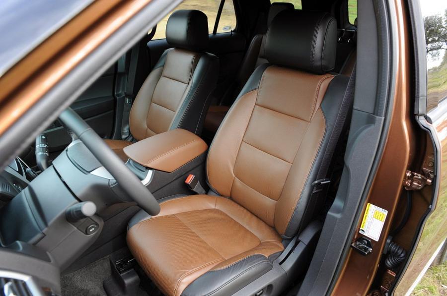  Ford Explorer 2011 года  (фото 23 из 174)
